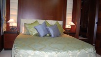 GIAOLA LU - VIP  Cabin